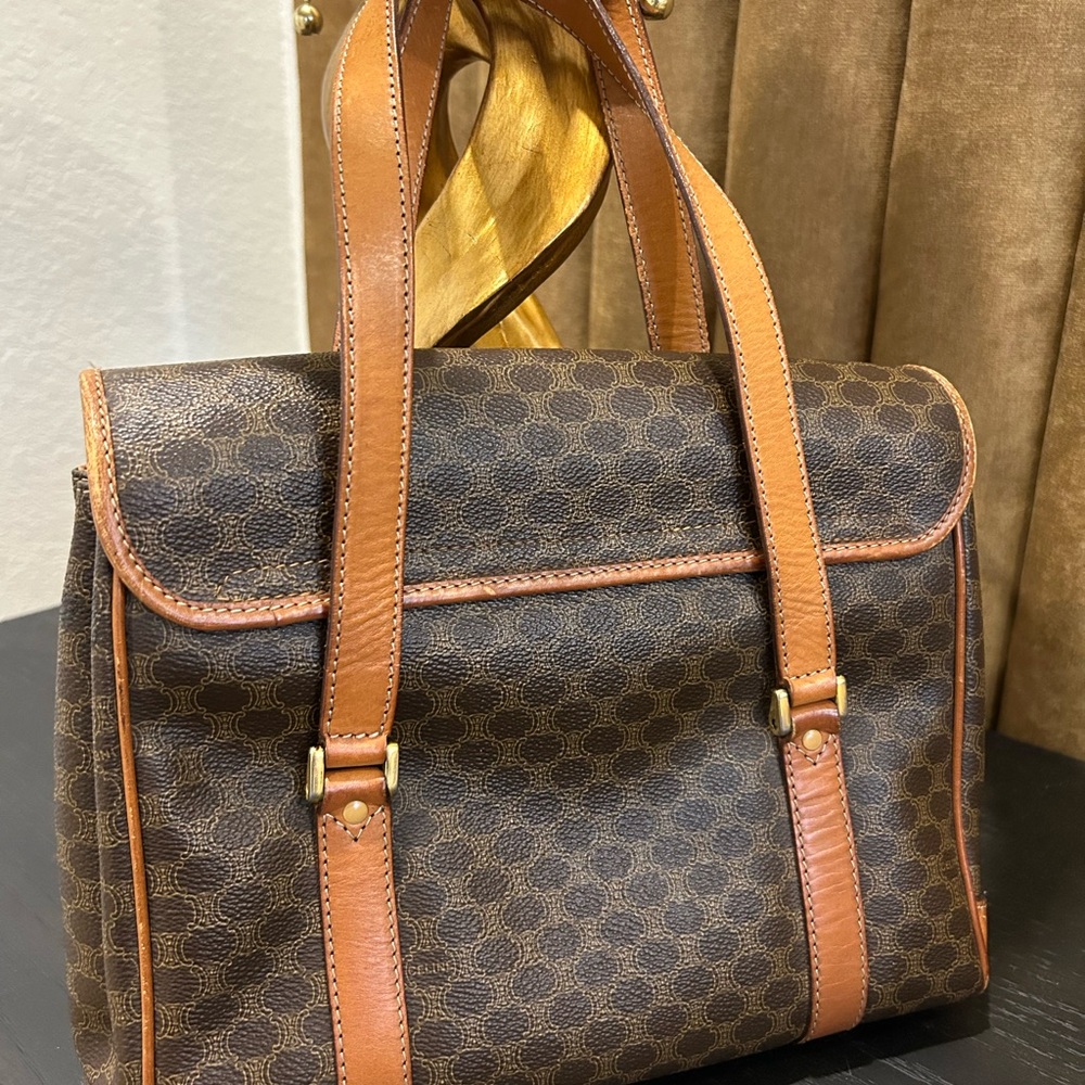 Authentic vintage Celine Triomphe Macadam handbag - Picture 2 of 15